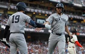 Yankees abren con autoridad en la noche inaugural MLB